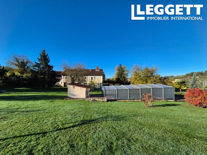 Property photo 2 of 10