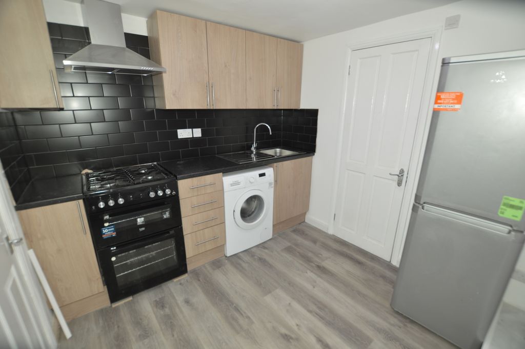 Property photo 3 of 5 Dsc_0656