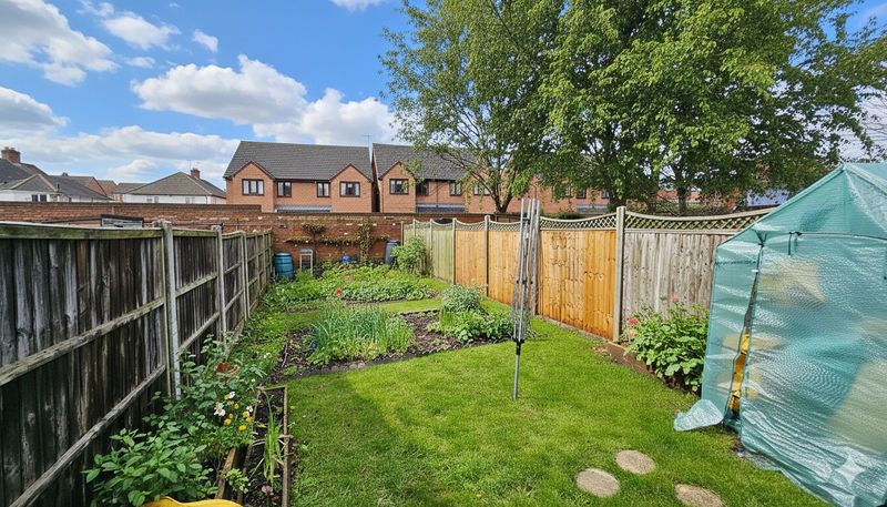 Property photo 2 of 17 Photo 18