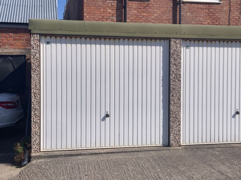 Property photo 1 of 1