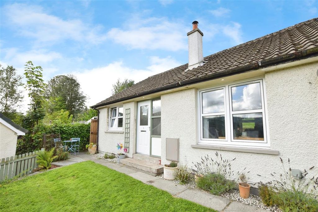 Property photo 1 of 27