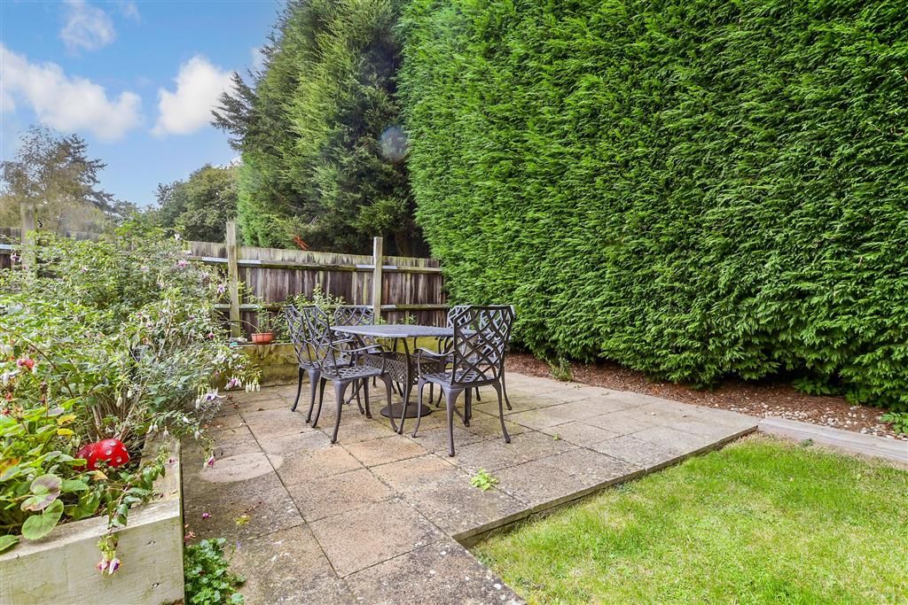 Property photo 1 of 14 Patio / Decking