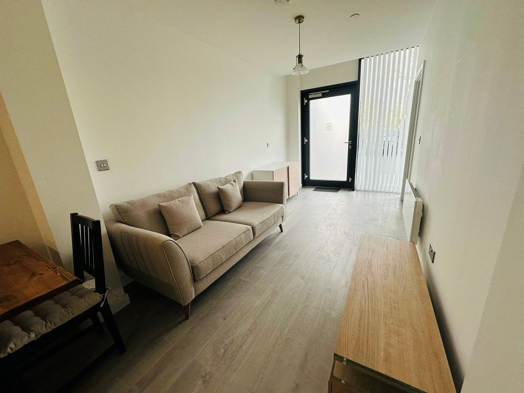 Property photo 3 of 5