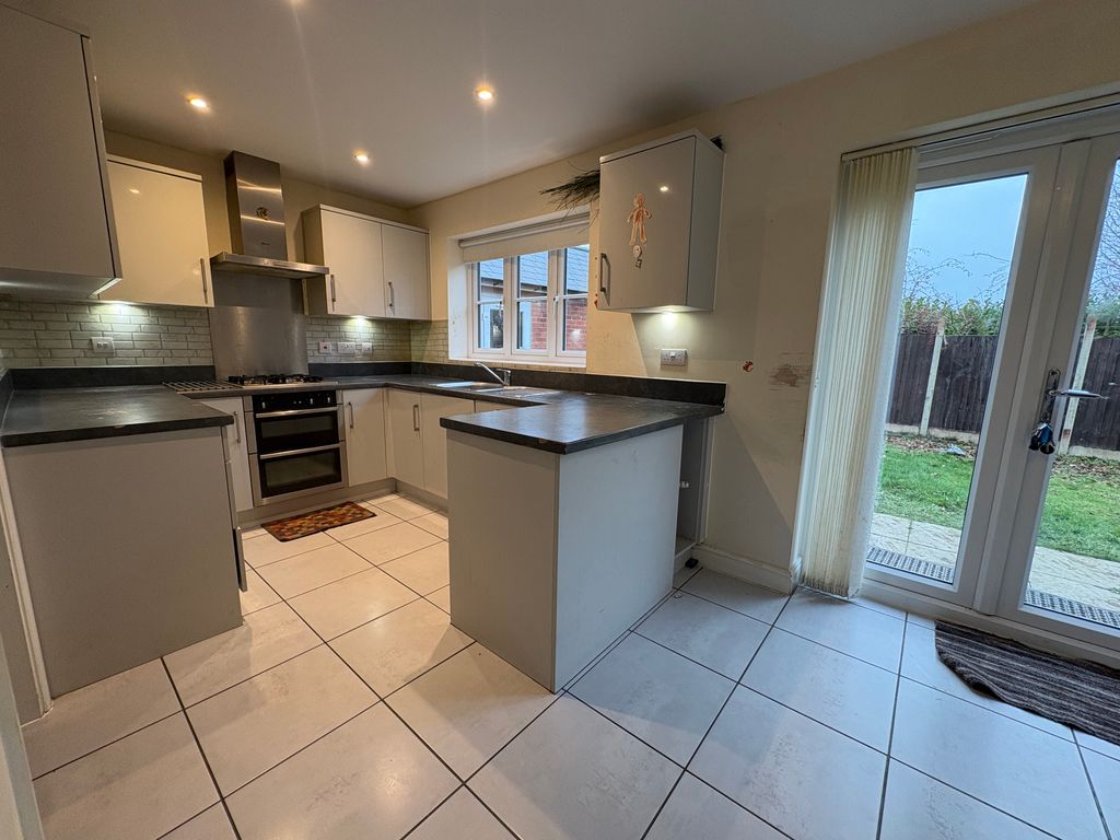 Property photo 2 of 28 Image