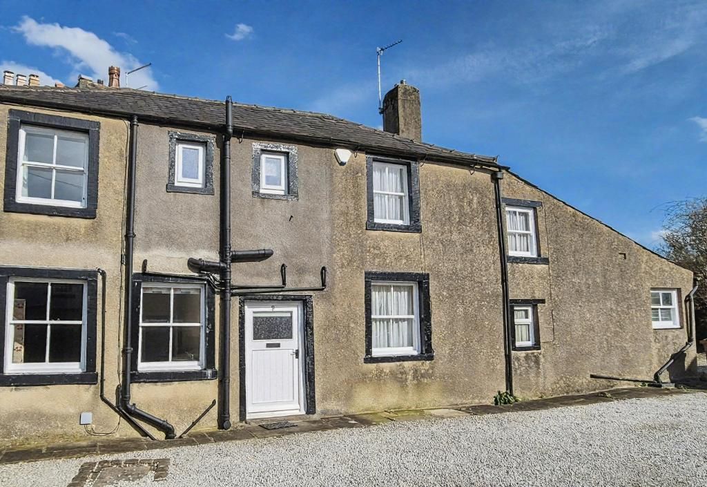 Property photo 1 of 11 Photo 1