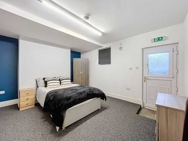 Property photo 3 of 13 Gallery