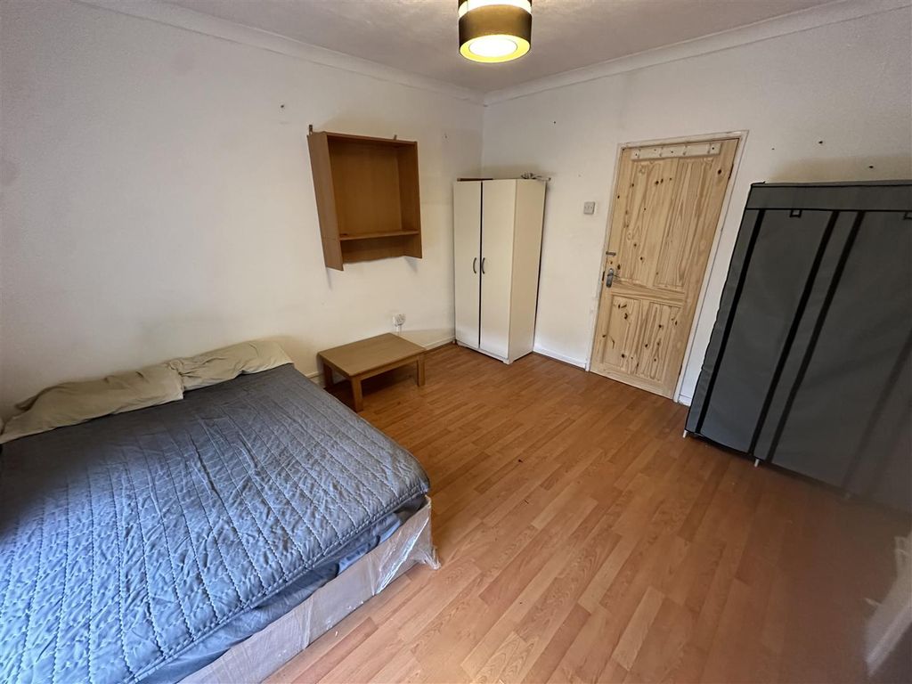 Property photo 2 of 4 Tempimage5Ufuvr.Jpg
