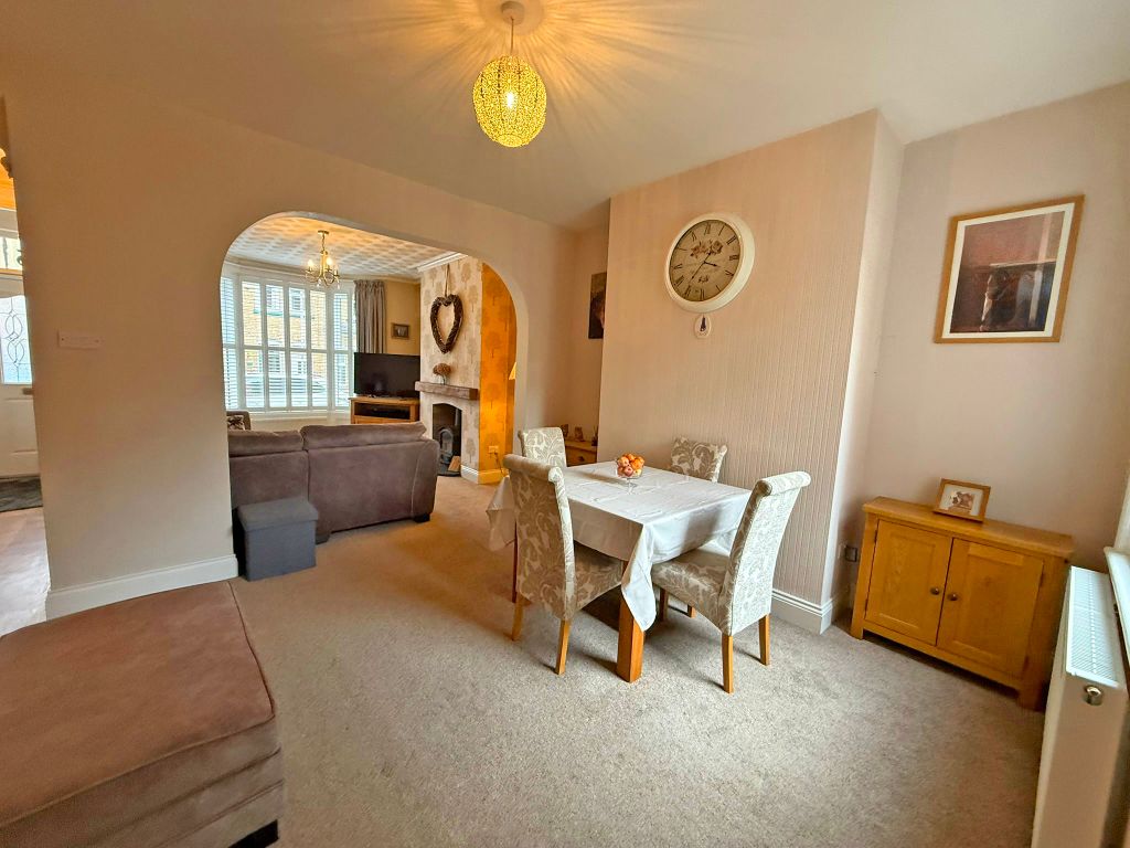 Property photo 3 of 9 Img_8887