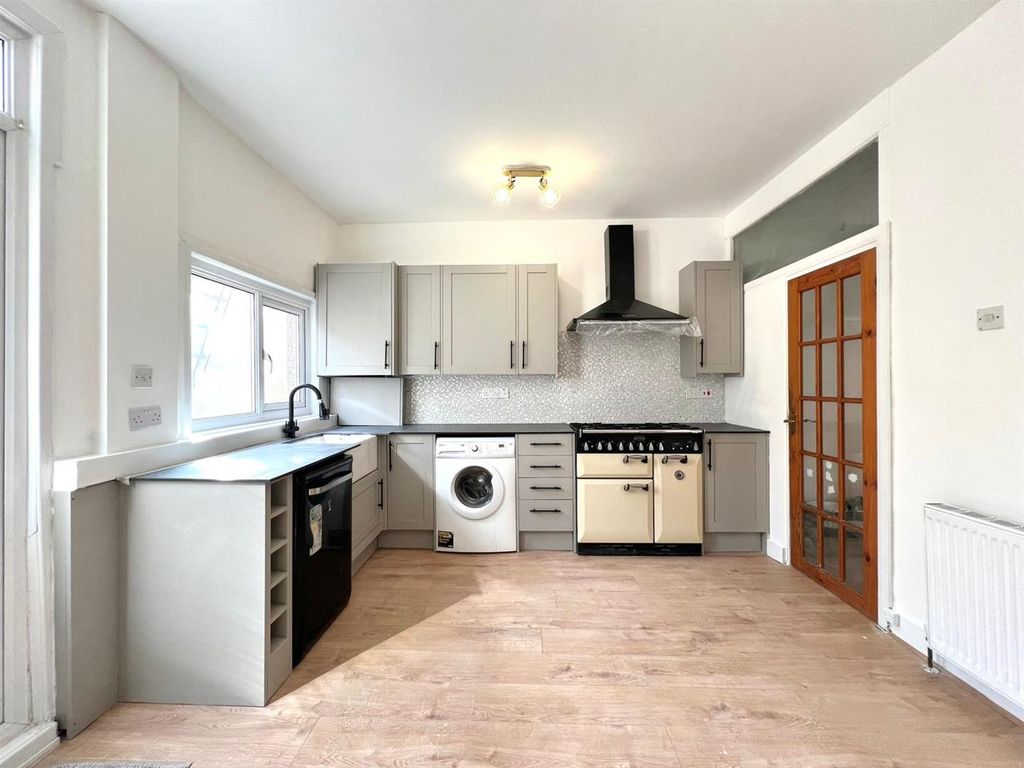 Property photo 2 of 13 Whatsapp Image 2026-03-25 At 13.52.34.Jpeg