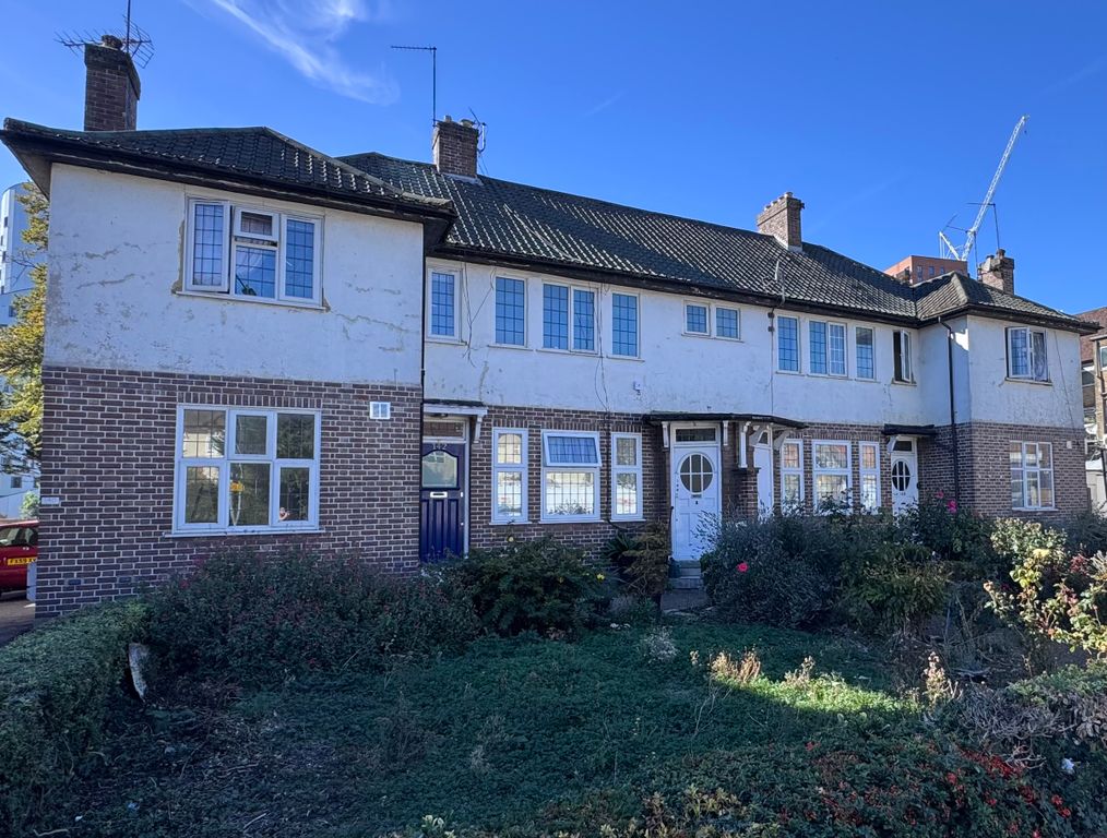 Property photo 1 of 3