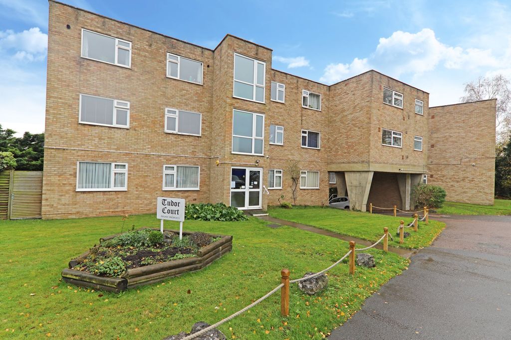 Property photo 1 of 8 Ext - Tudor Court