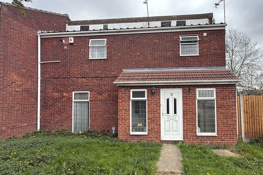 Property photo 1 of 2