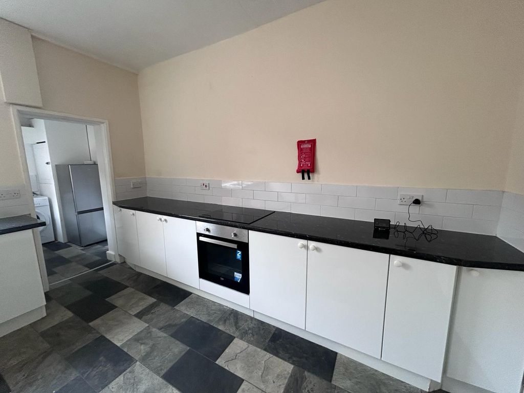 Property photo 2 of 13 Gallery