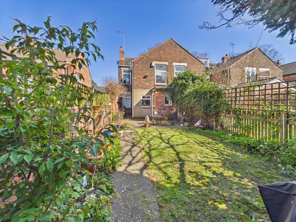 Property photo 2 of 11