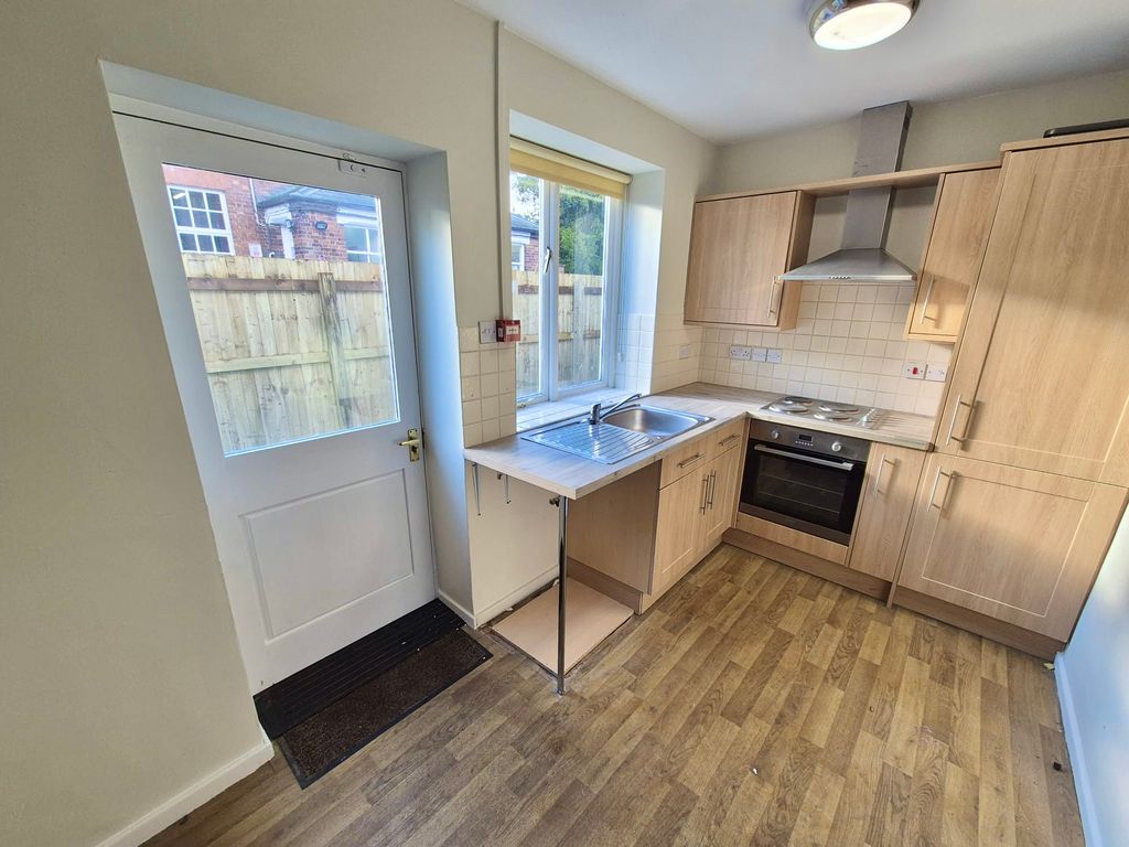 Property photo 2 of 12 Img_9888