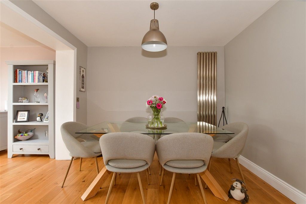 Property photo 3 of 13 Kitchen/Dining Area