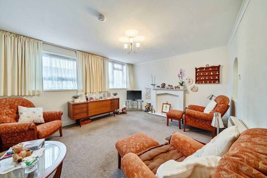 Property photo 2 of 20 1387349-4-6931A1B...