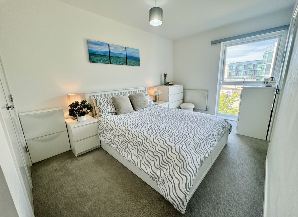 Property photo 3 of 14 4532503