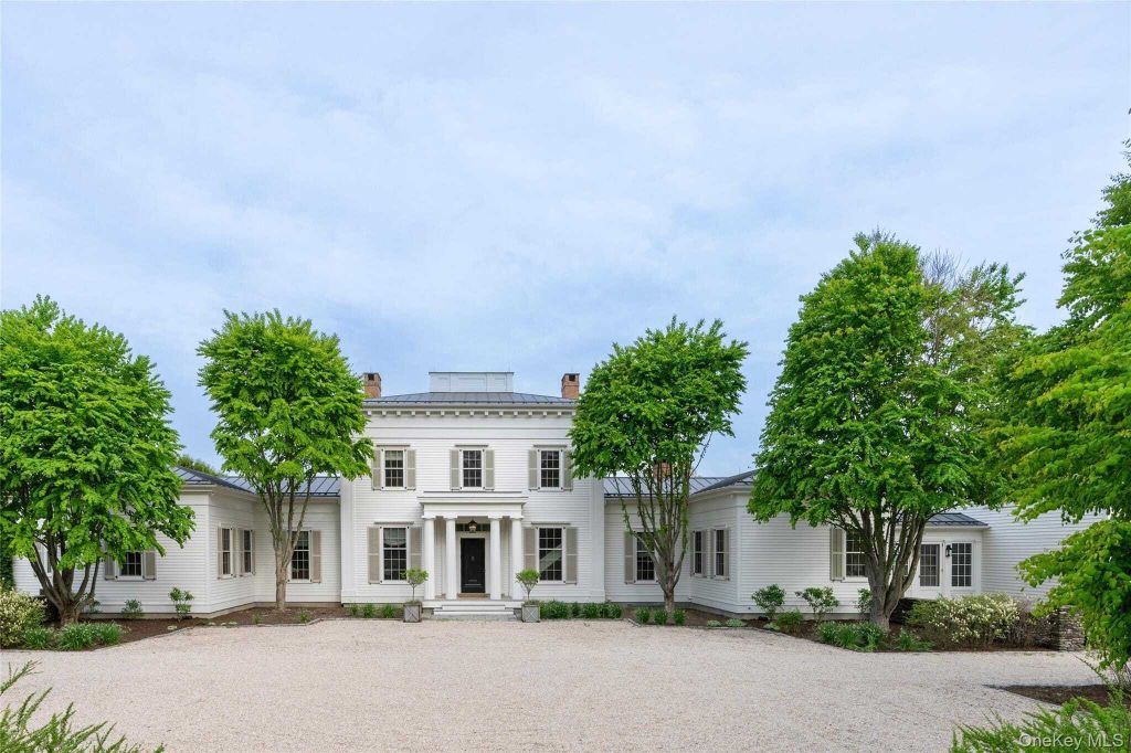 Property photo 1 of 31