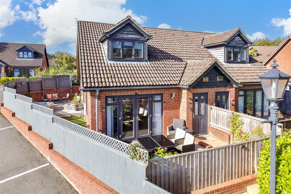 Property photo 2 of 12 External (Web)**