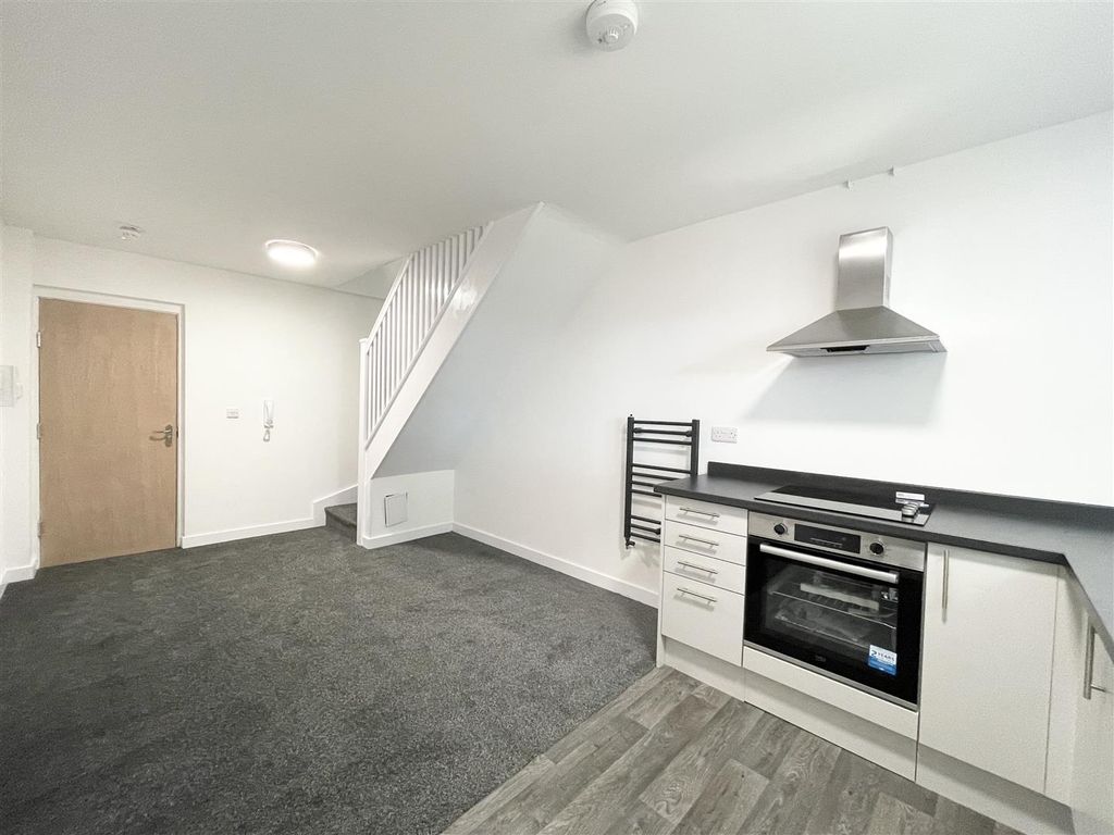 Property photo 3 of 9 Img_9168.Jpg