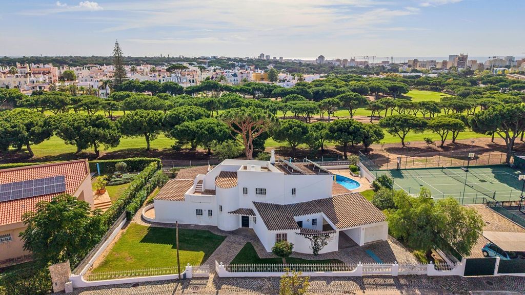 Property photo 1 of 53 Spacious 5-Bedroom Villa On The Golf With Sea Views In Vilamoura