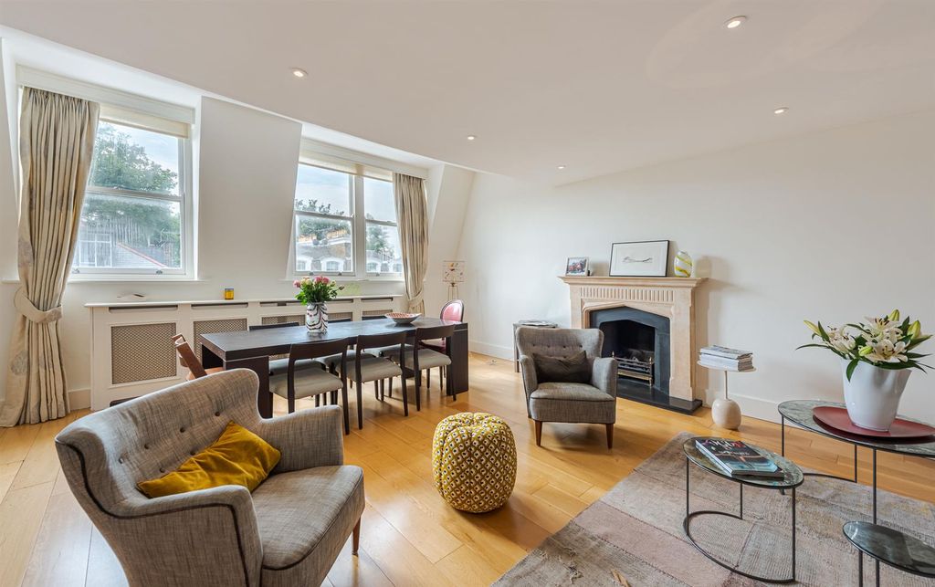 Property photo 3 of 18 Wetherby Gardens 9D-2-2. Low Res.Jpg