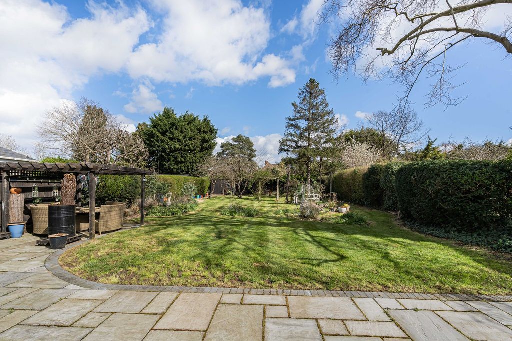 Property photo 3 of 35