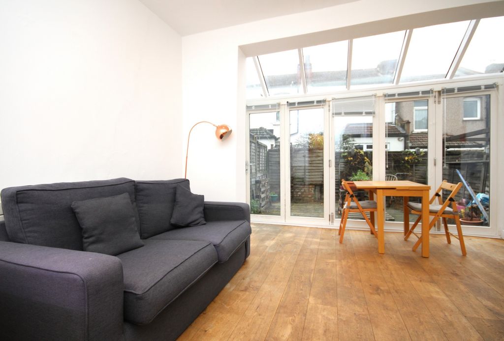 Property photo 2 of 15 Reception