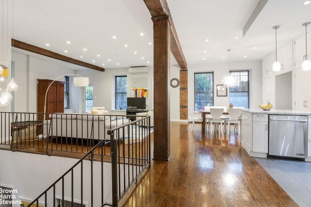 Property photo 2 of 17 <Alttext/>