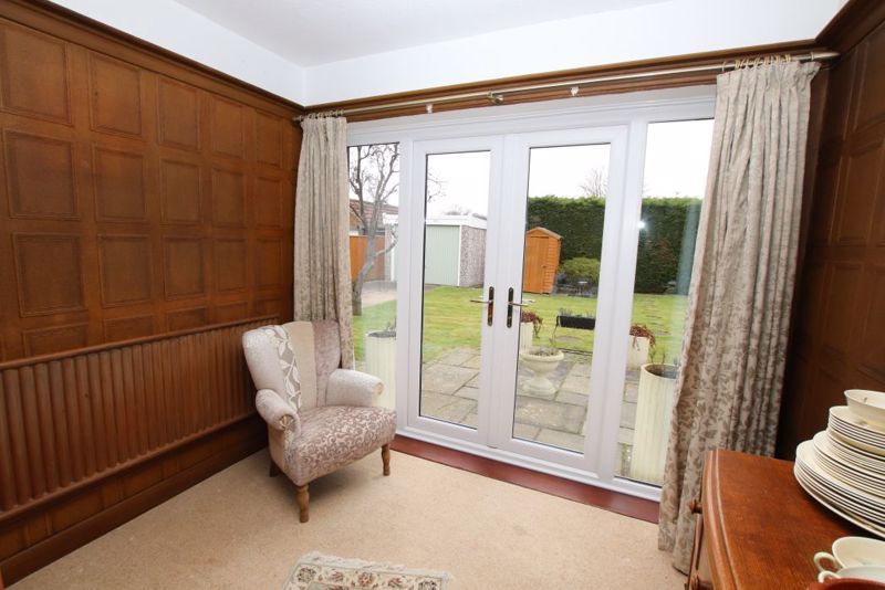 Property photo 3 of 15 Dining Room