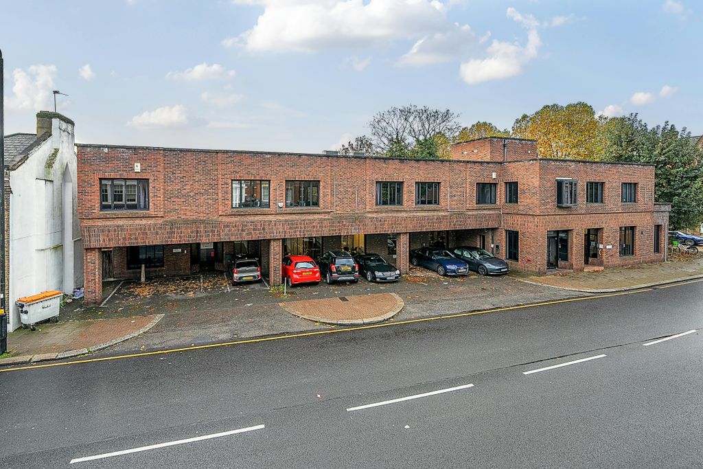 Property photo 1 of 17 1208845 1E.Jpg