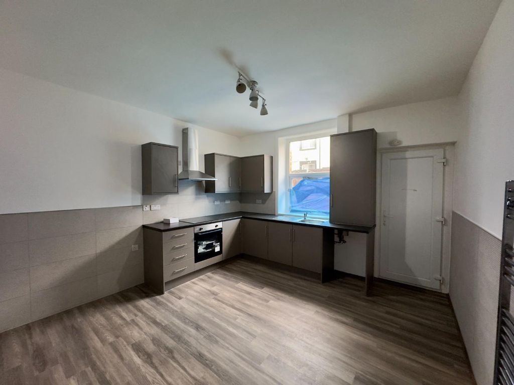 Property photo 2 of 12 Image00016.Jpeg