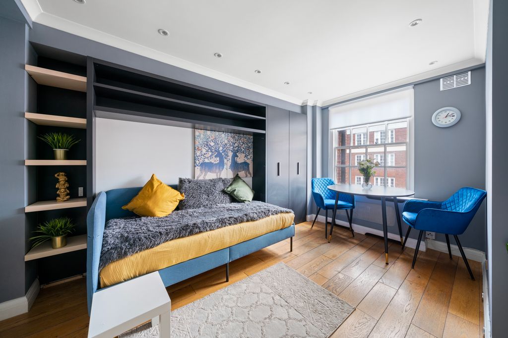 Property photo 1 of 7