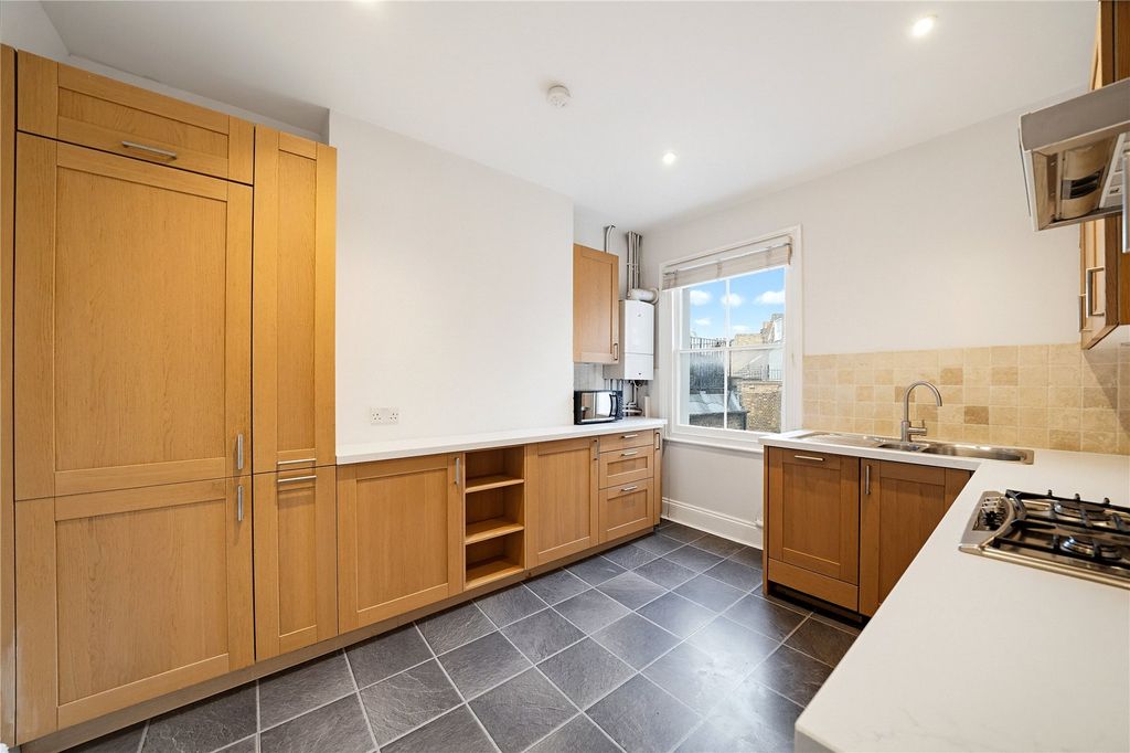 Property photo 3 of 10 Picture No. 09