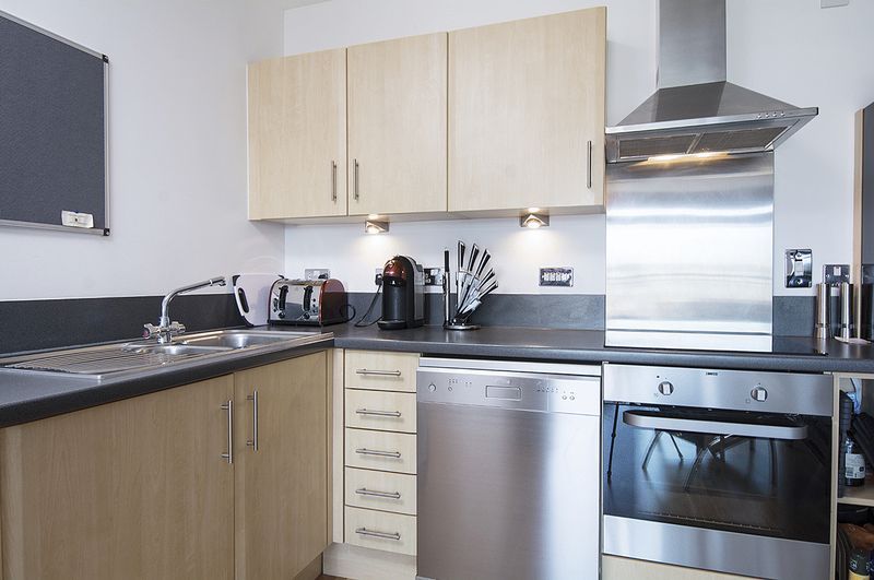 Property photo 2 of 9 Photo 11