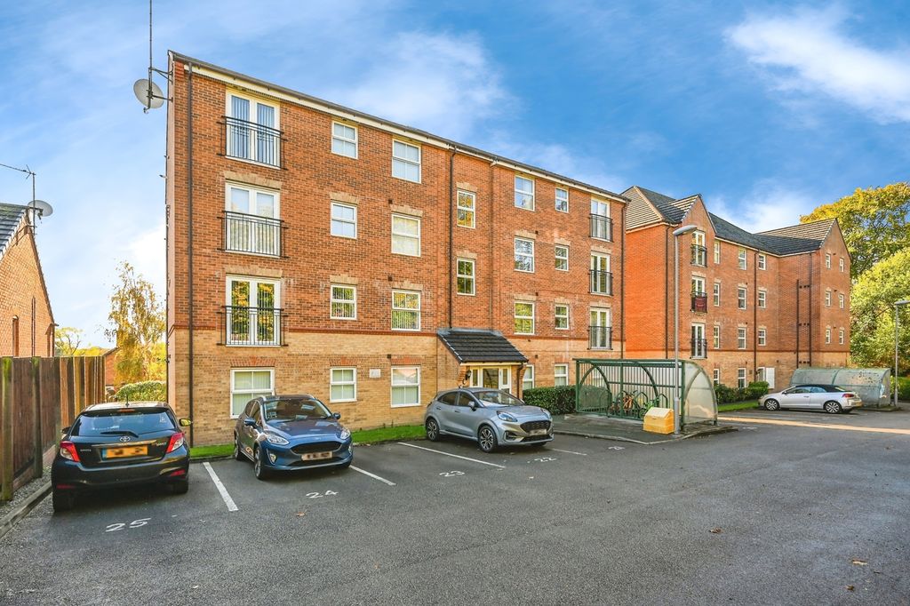 Property photo 2 of 17 Photo