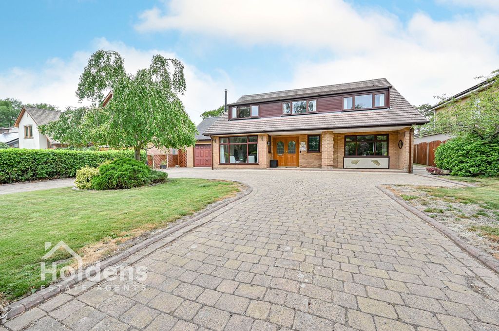 Property photo 1 of 31