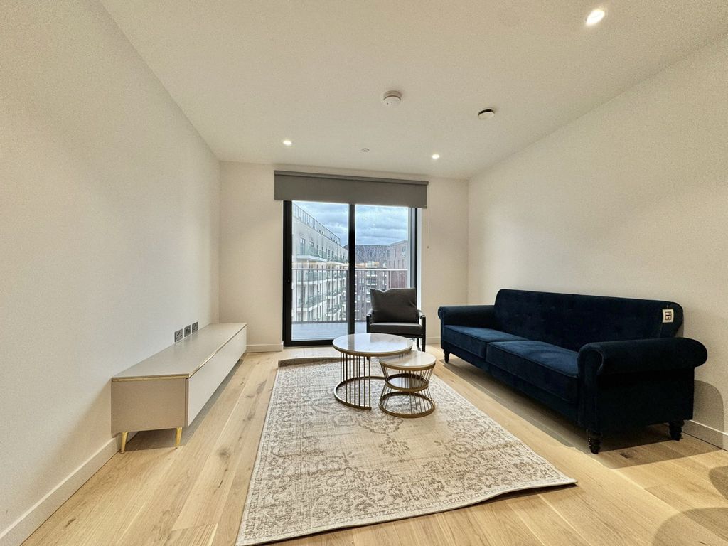 Property photo 2 of 16 Gallery