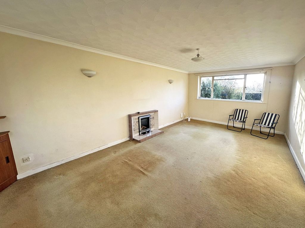 Property photo 3 of 14 Picture 3