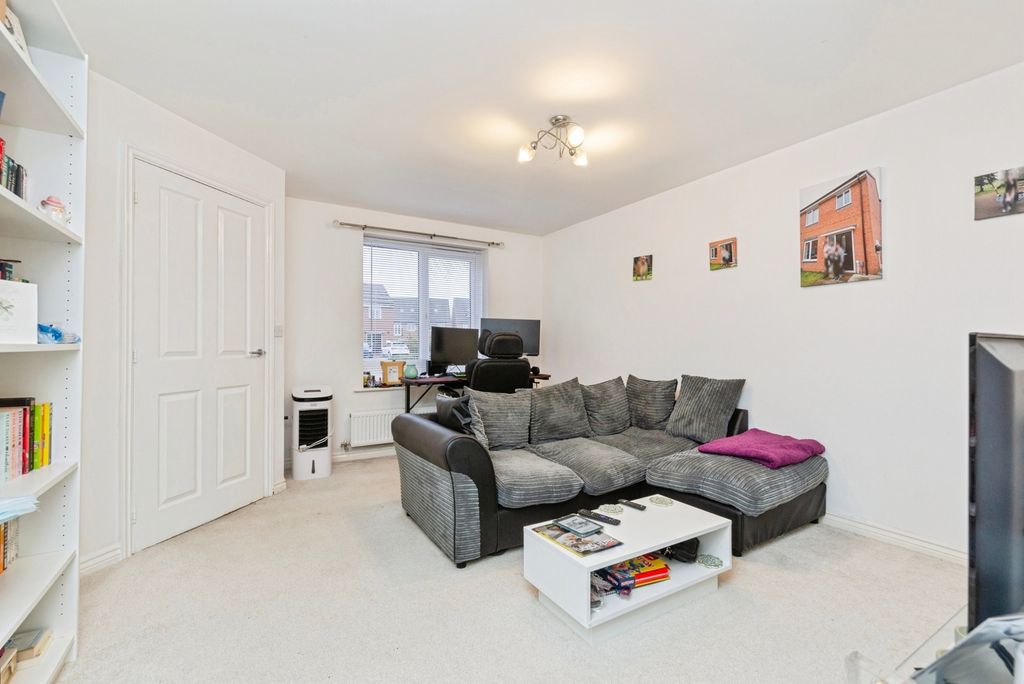 Property photo 2 of 18 Pbox-Img.Jpg