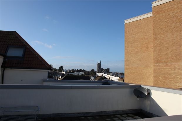 Property photo 3 of 10