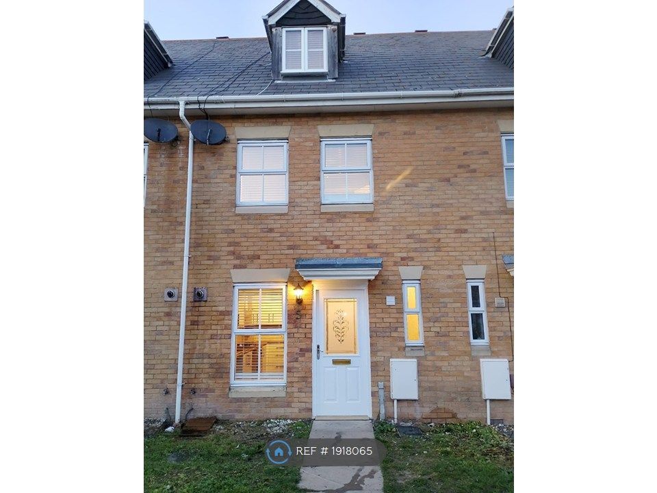 Property photo 1 of 17 Front