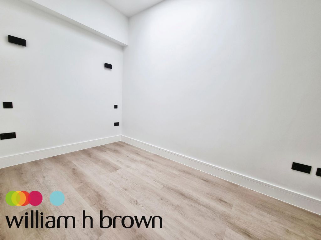 Property photo 3 of 4 Bedroom