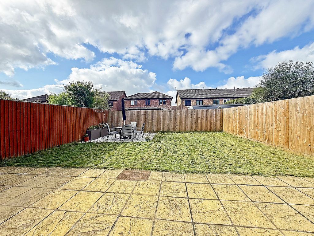 Property photo 2 of 25 Rear Garden
