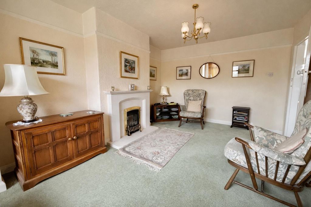 Property photo 3 of 19 B8066060-B860-40Fd-8F34-4254Db0Bf674.Png