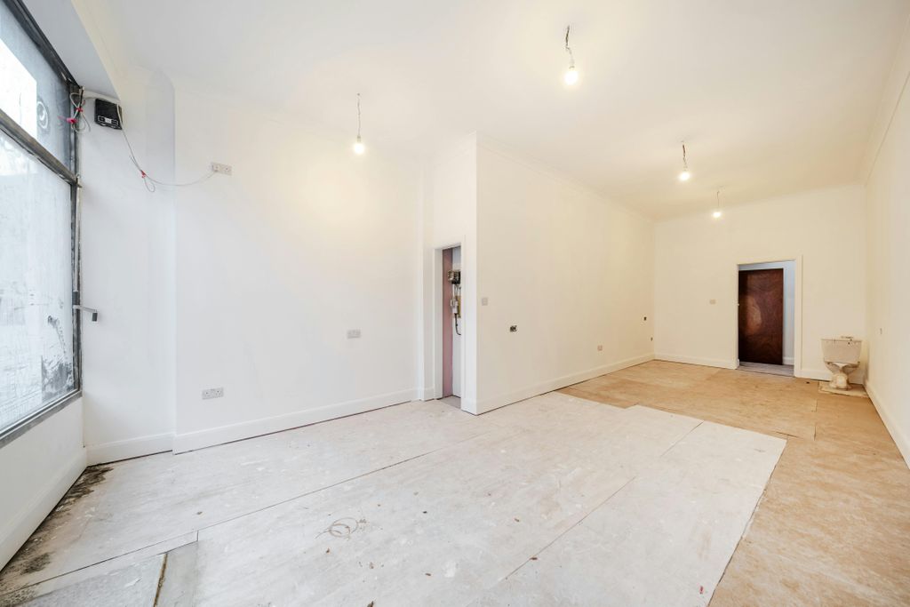 Property photo 3 of 5 1399730-5-6964Ea498Eac4.Jpg