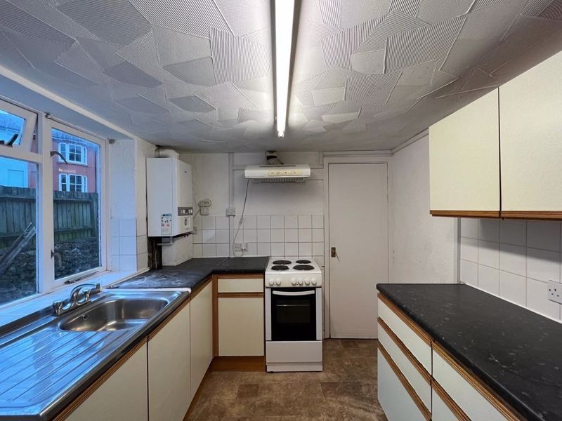 Property photo 2 of 12 Photo 9