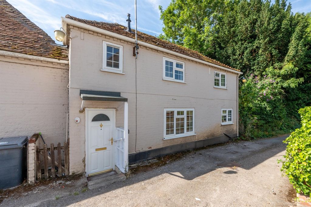 Property photo 1 of 7 (Main)