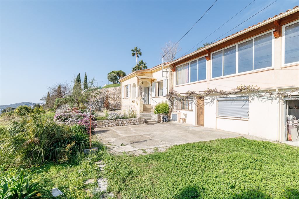 Property photo 3 of 9